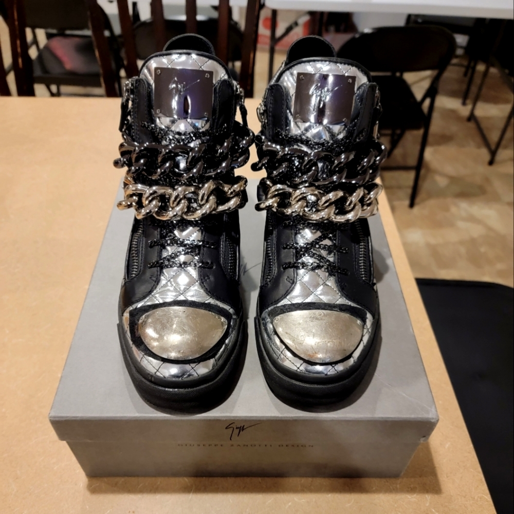 Giuseppe Zanotti's